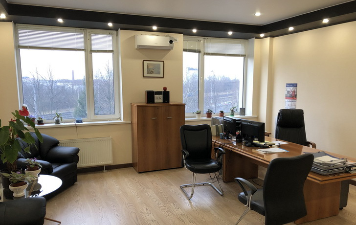 офисы в здании в Невском районе на продажу