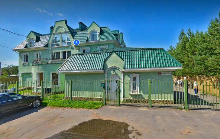 здание в Стрельне в продаже